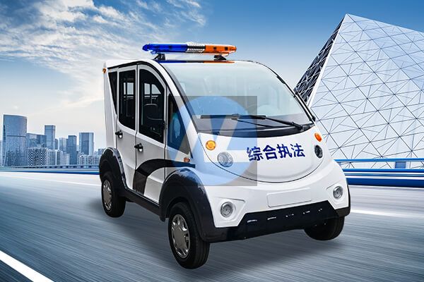 带喇叭的电动巡逻车